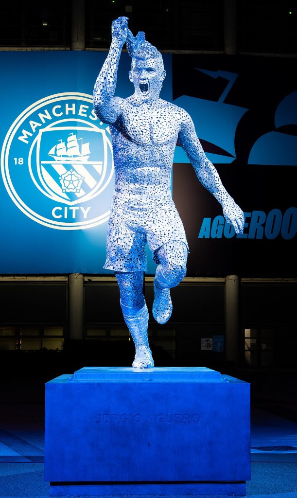 Nhận định Thái Lan – Việt Nam: Chờ đòn chuyển trạng thái ở Bandung 5 Tượng Sergio Agüero bên ngoài Etihad Stadium