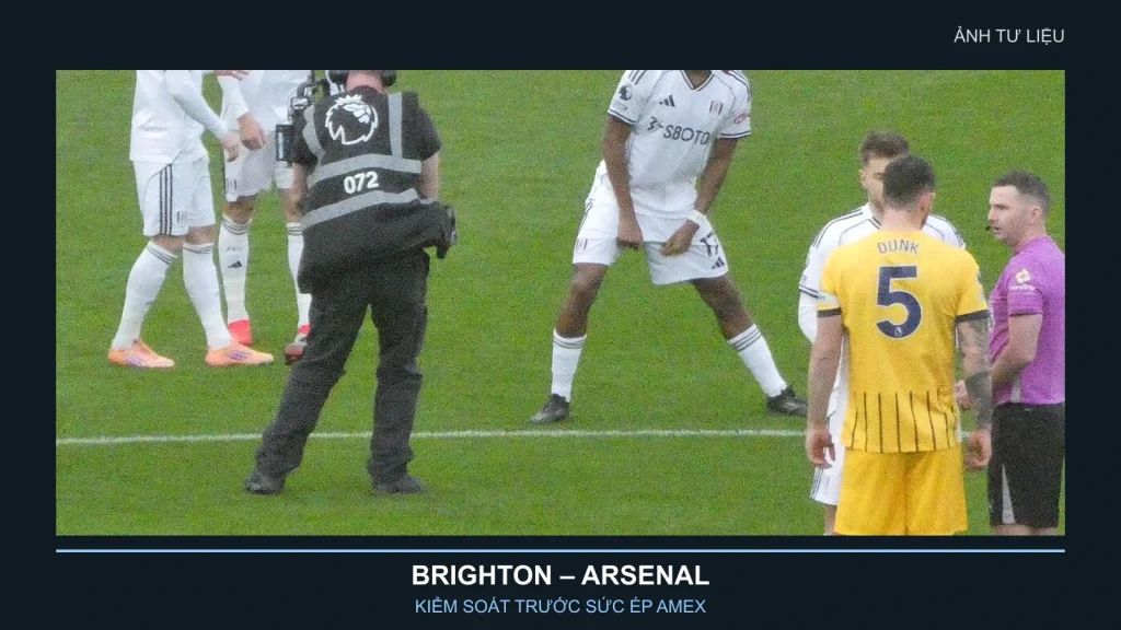 Ảnh tư liệu cầu thủ Brighton trong trận Premier League
